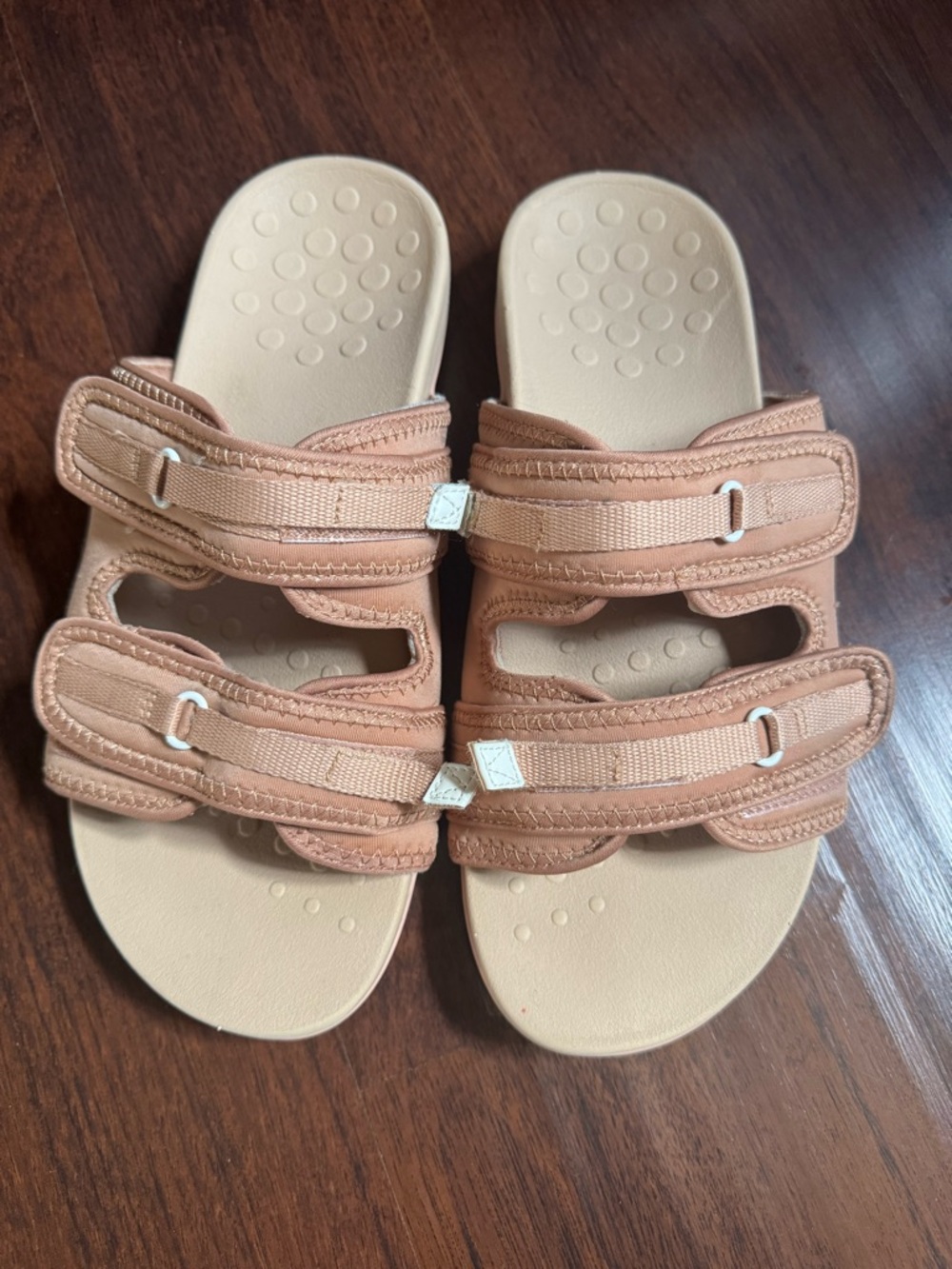 Vionic Women's Tan/Brown Adjustable Double-Strap Sandals